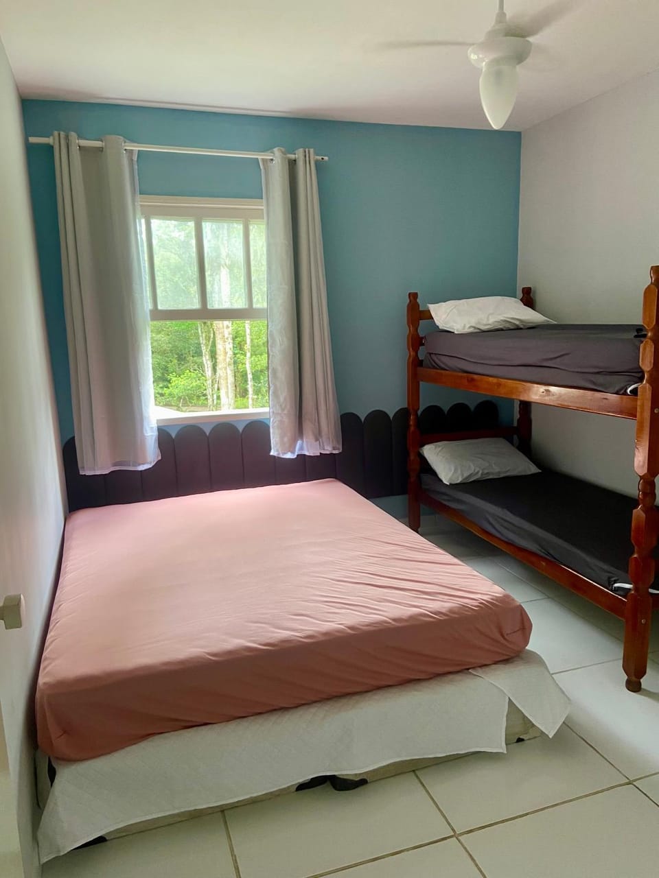 Beach apto with tranquility Apartment in Caraguatatuba