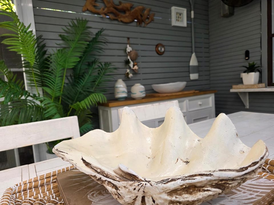 Garden, Decorative detail, Dining area