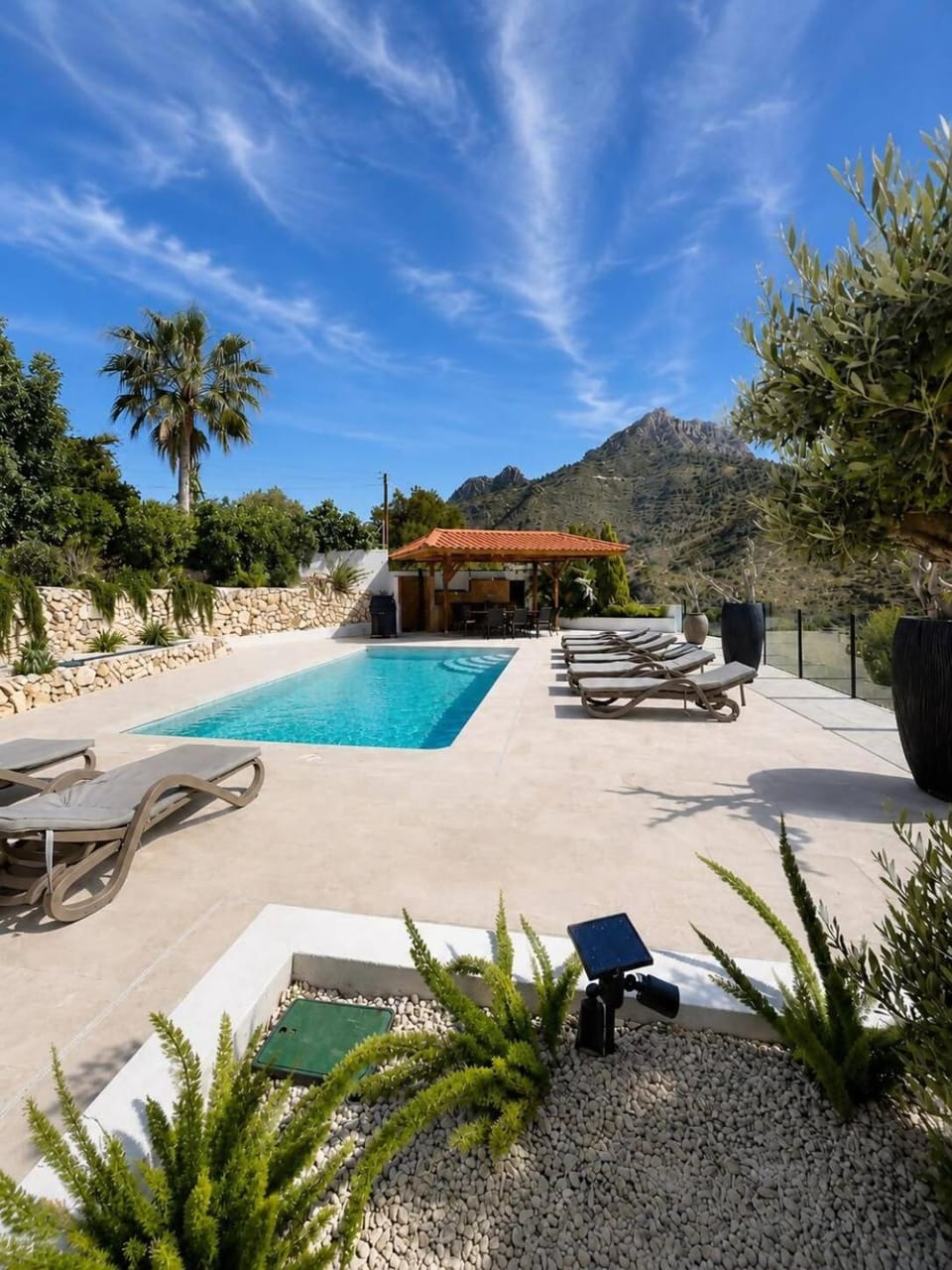 Luxury Villa with Mediterranean and Calpe City Villa in Calp