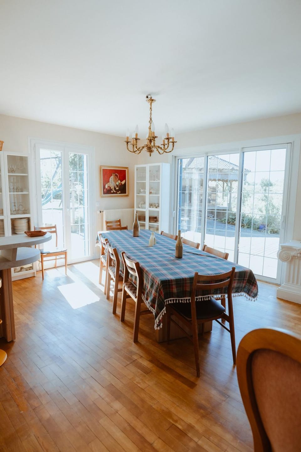 Kitchen or kitchenette, Living room, Dining area