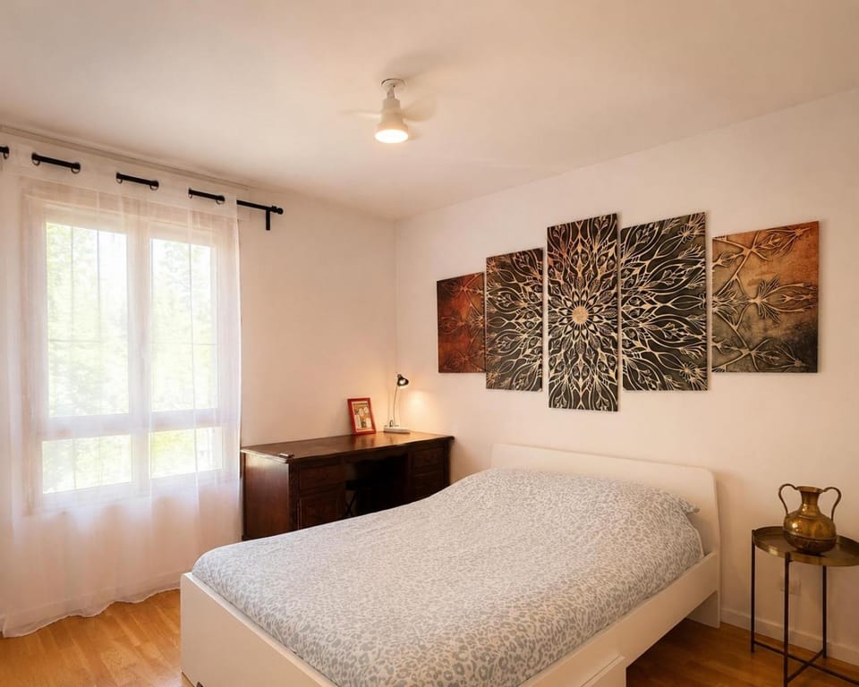 Bed, Bedroom