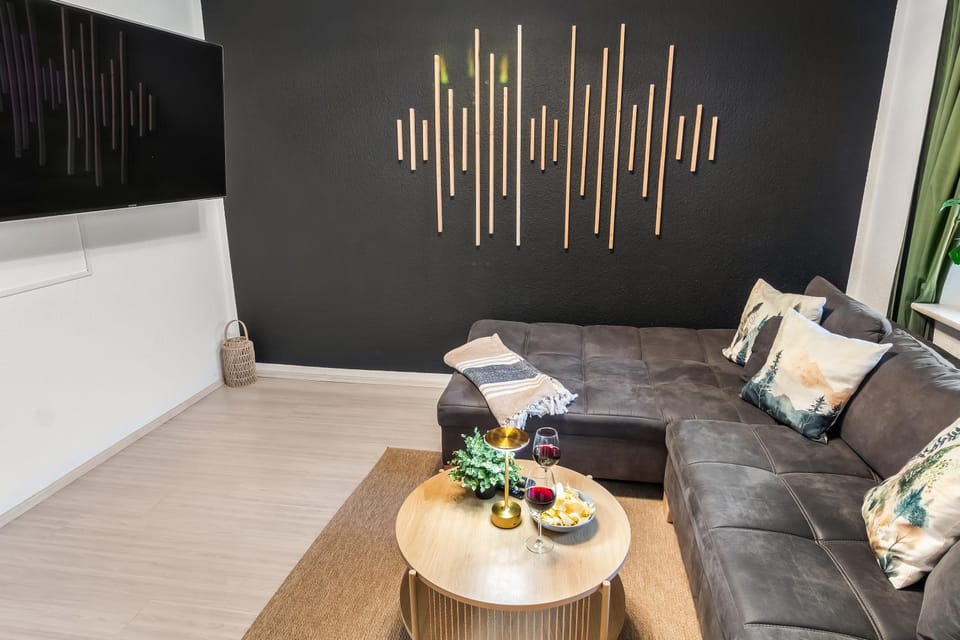 TV and multimedia, Seating area