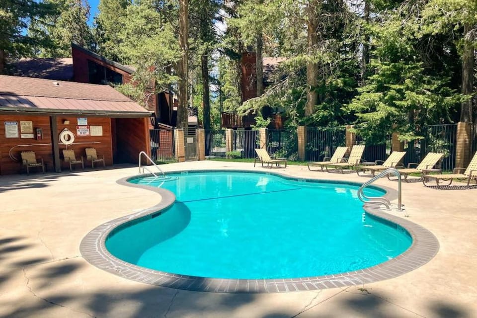 Meadow Ridge 44 Apartment in Mammoth Lakes