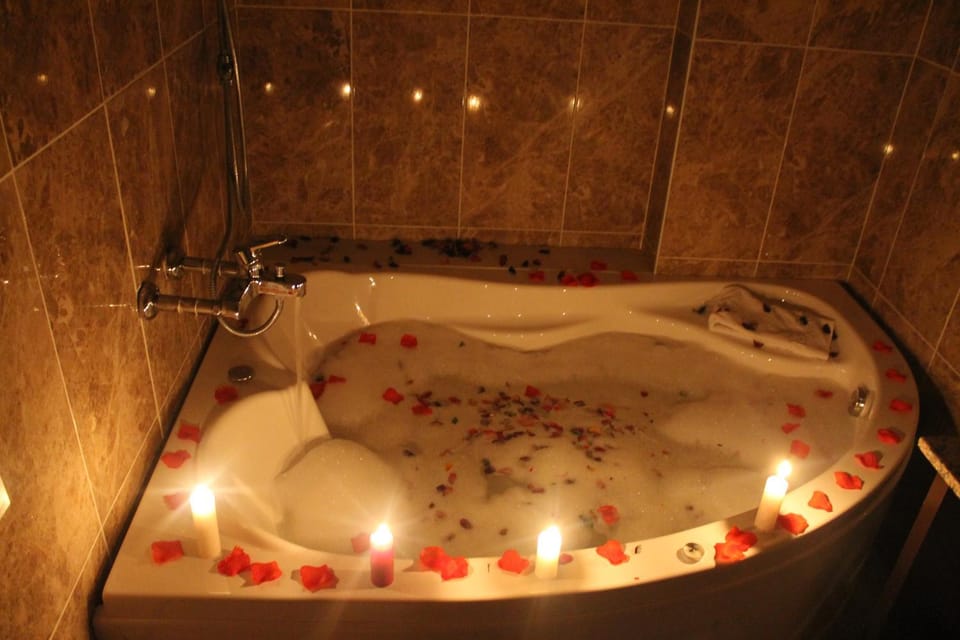 Bathroom, Bath