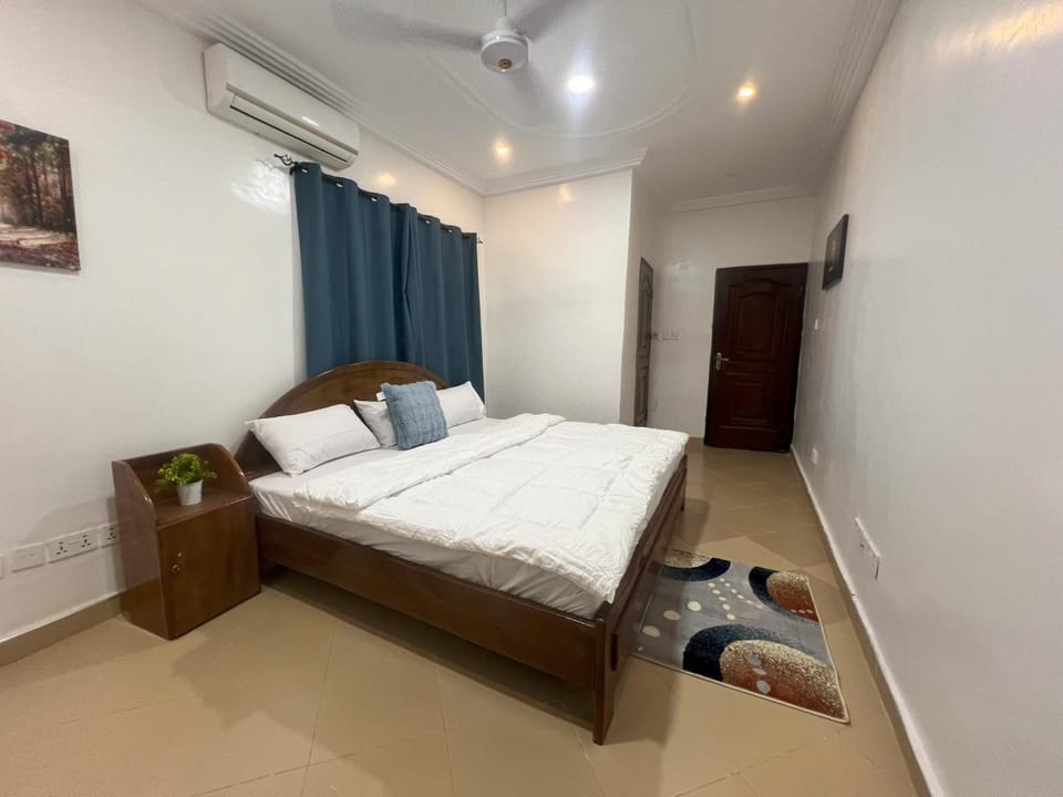 Bed, Bedroom, air conditioner