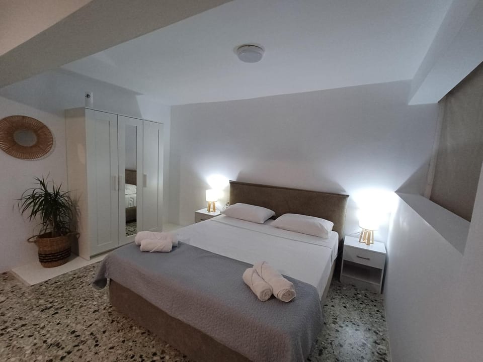 The Forest Villa Apartment in Peloponnese, Western Greece and the Ionian