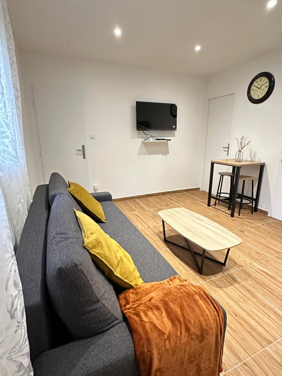 TV and multimedia, Living room