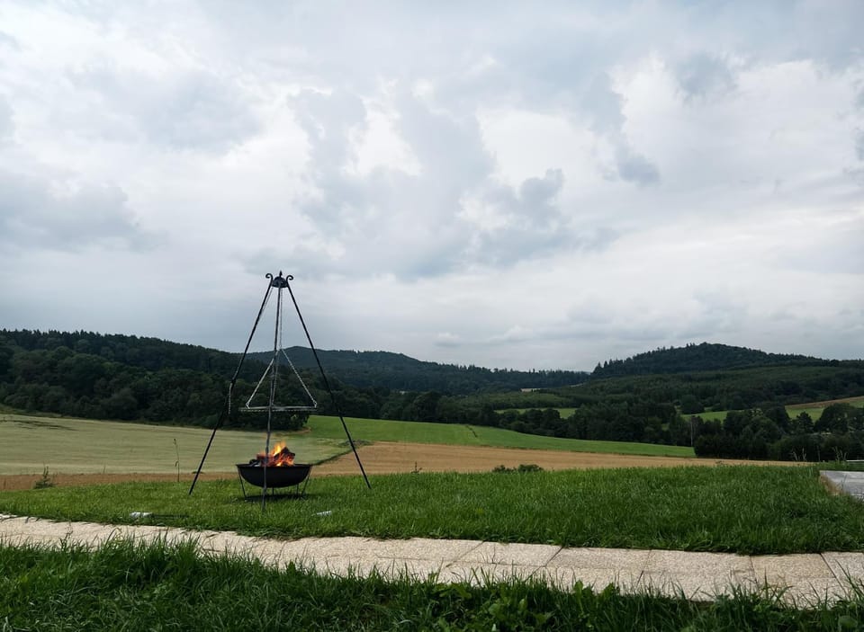 W Sercu Kotliny - luksusowe wille z prywatnymi saunami, baliami i widokiem na góry Villa in Lower Silesian Voivodeship