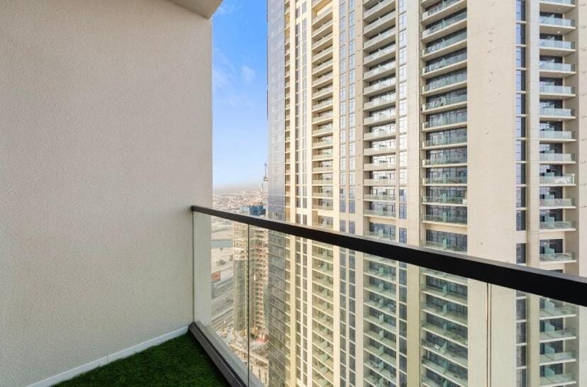 Luxury 2BR above the clouds on38 Apartment in Dubai