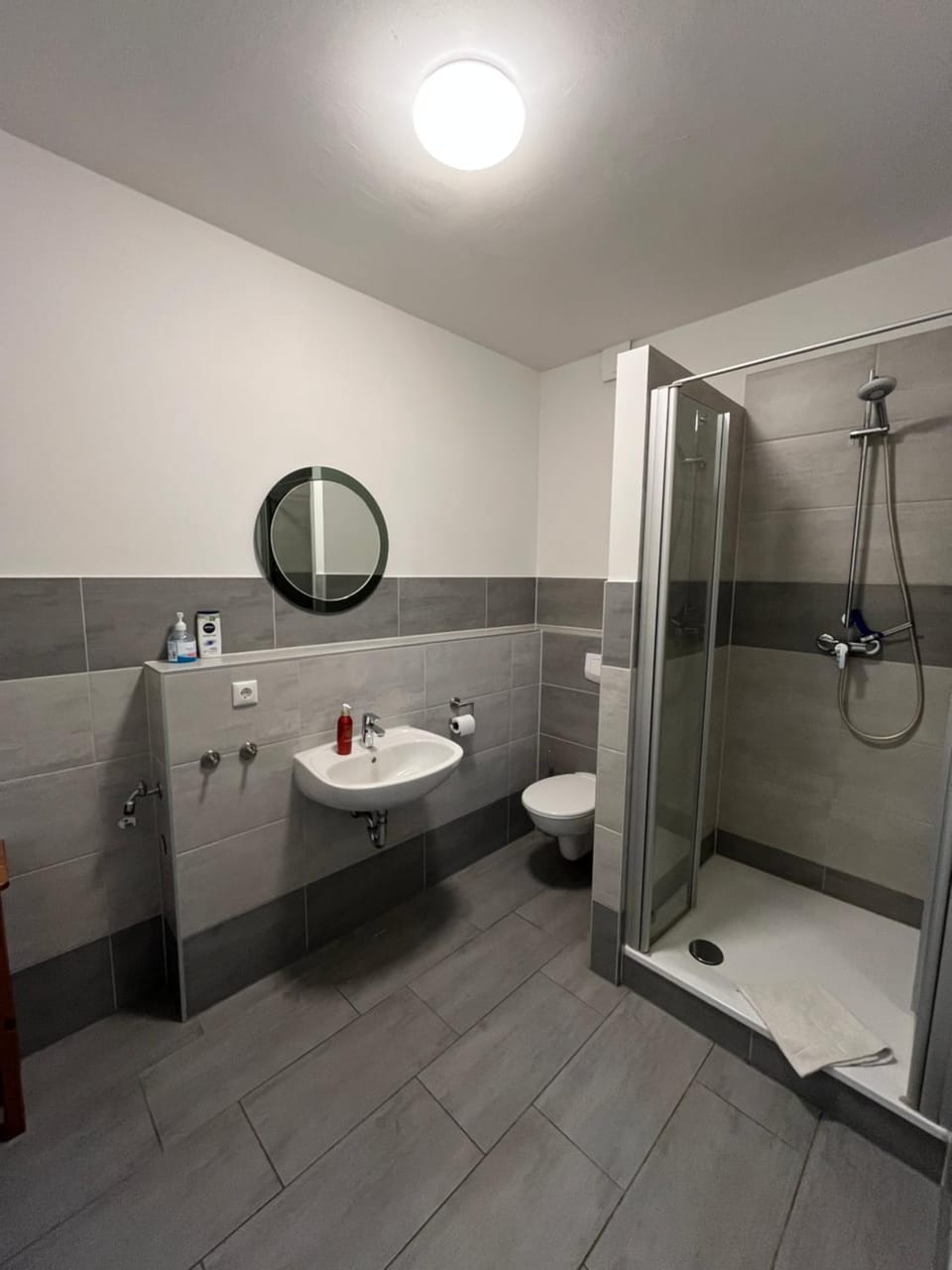 Shower, Toilet, Bathroom