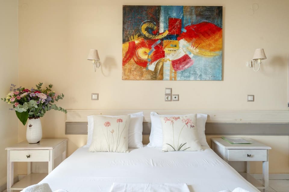 Living room, Bedroom