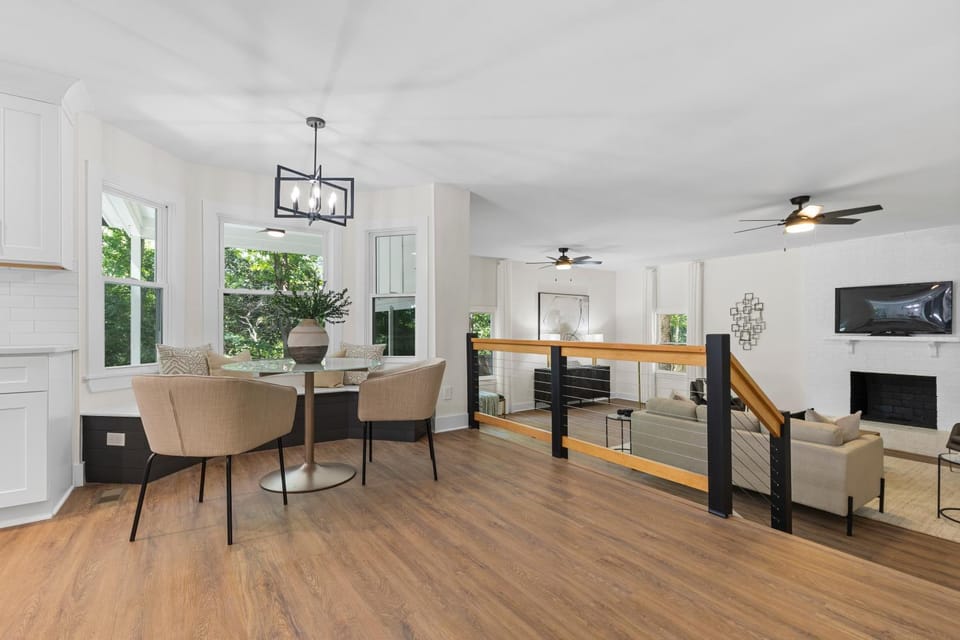 Modern 4 Bed in Quail Hollow House in Charlotte