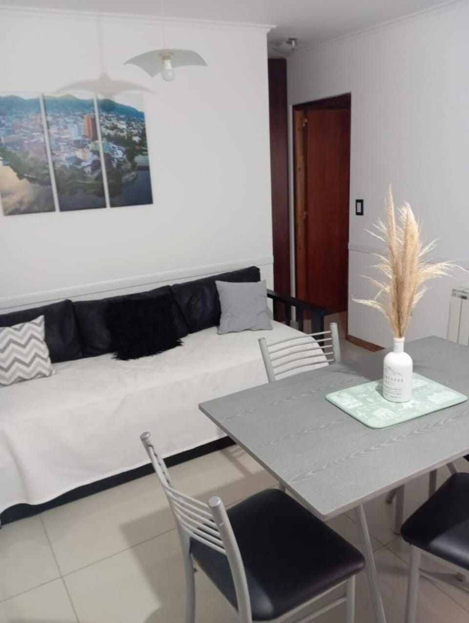 Dpto 1 dormitorio céntrico piscina cochera Apartment in Villa Carlos Paz