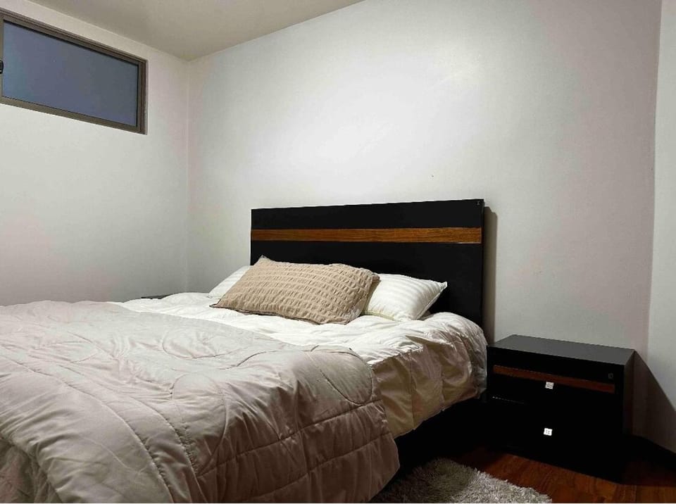 Apartment in the heart of Av Solano Apartment in Cuenca