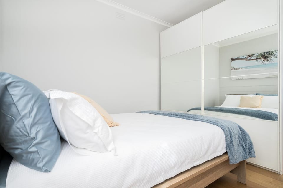 Bedroom, storage
