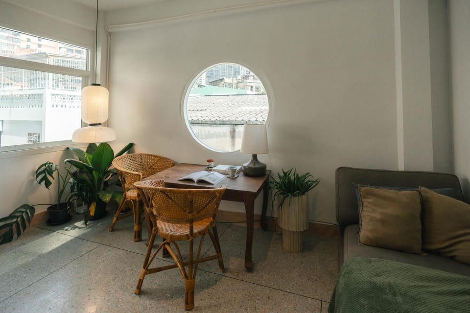 Seating area