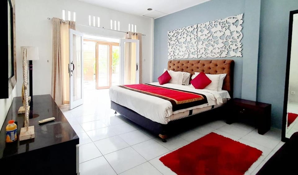 Villa Arinda Central Seminyak Villa in Kuta