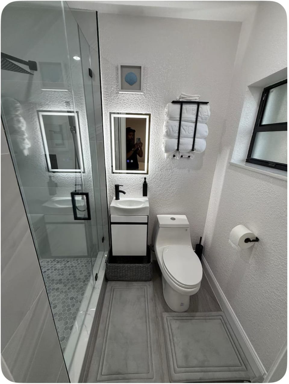 Dania Club Luxury Rentals House in Dania Beach