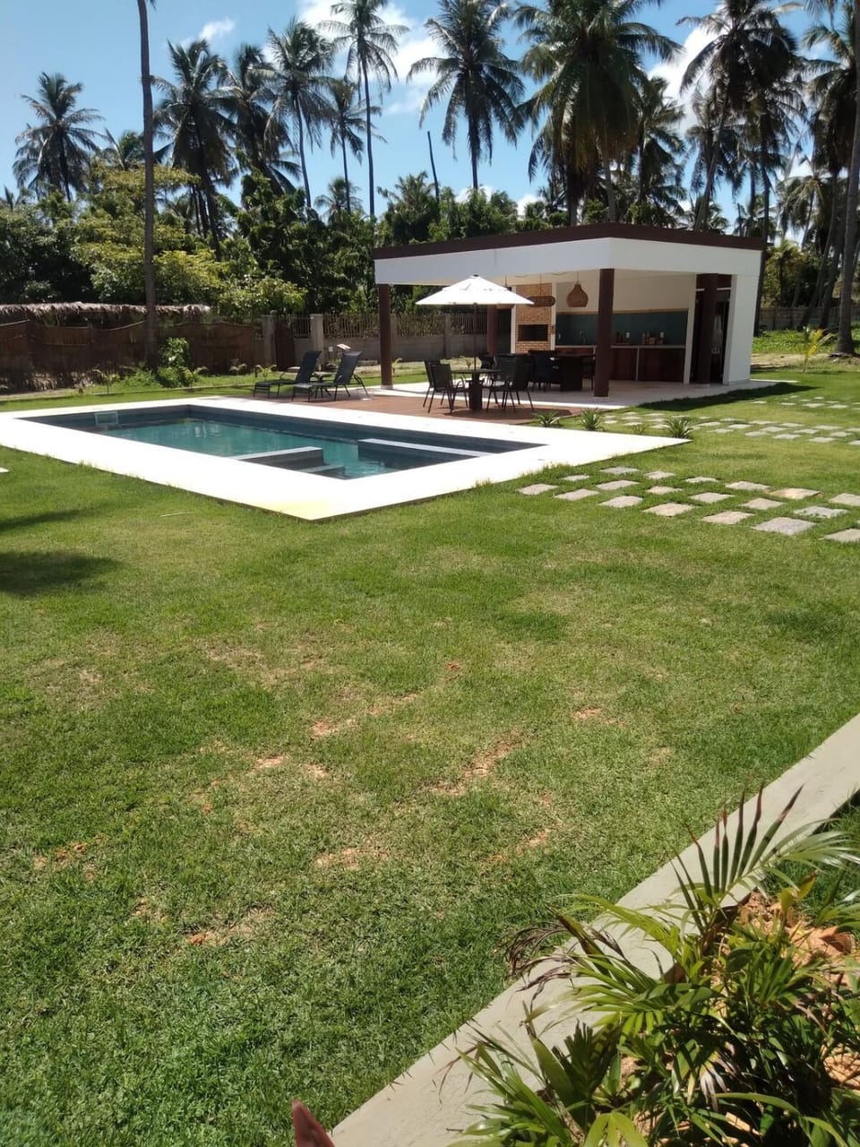 Dining area, Garden view, Pool view