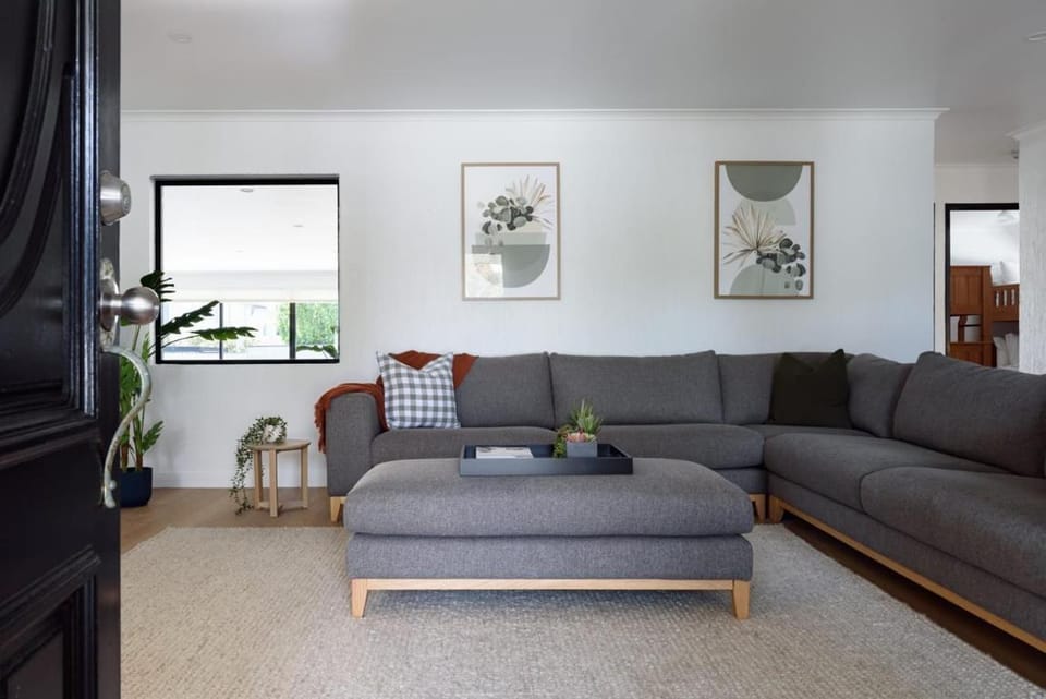 Stylish Family Retreat by Hawley Beach House in Tasmania