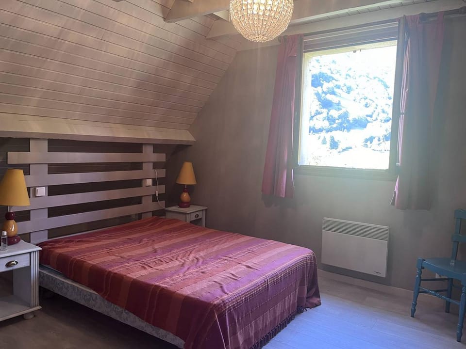 Maison spacieuse avec parking et balcon à Cauterets - FR-1-812-21 House in Cauterets