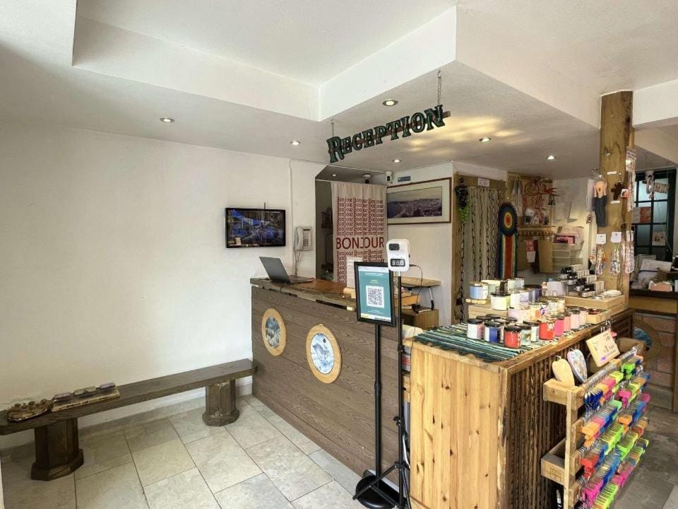 B & B Cheung Chau Bed and Breakfast in Hong Kong