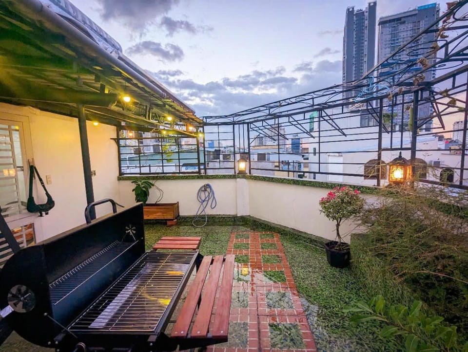Toàn bộ nhà riêng - Nguyên căn 3 phòng ngủ 4wc House in Ho Chi Minh City