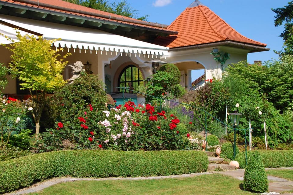 Garden, Garden
