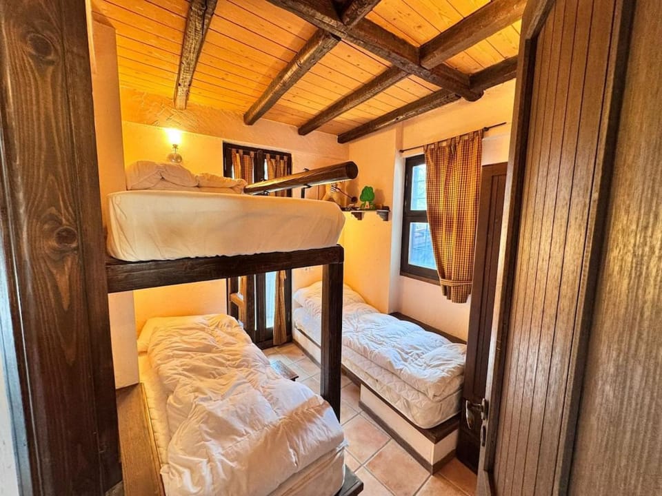 Paragon of Arachova House in Peloponnese, Western Greece and the Ionian
