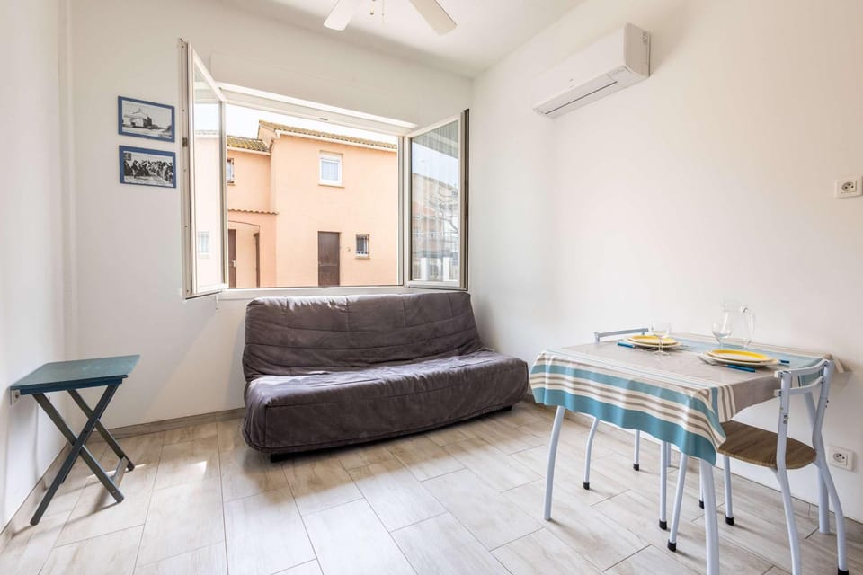 Appartement en Rez-de-Chaussee a Deux Pas de la Plage Apartment in Occitanie