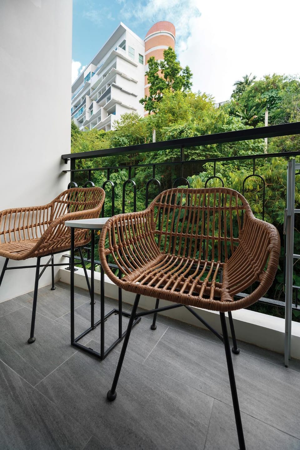Palmetto Park современные квартиры на пляже Карон Apartment in Phuket
