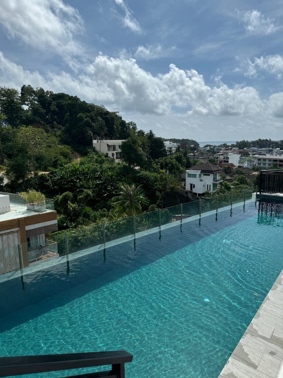 Palmetto Park современные квартиры на пляже Карон Apartment in Phuket