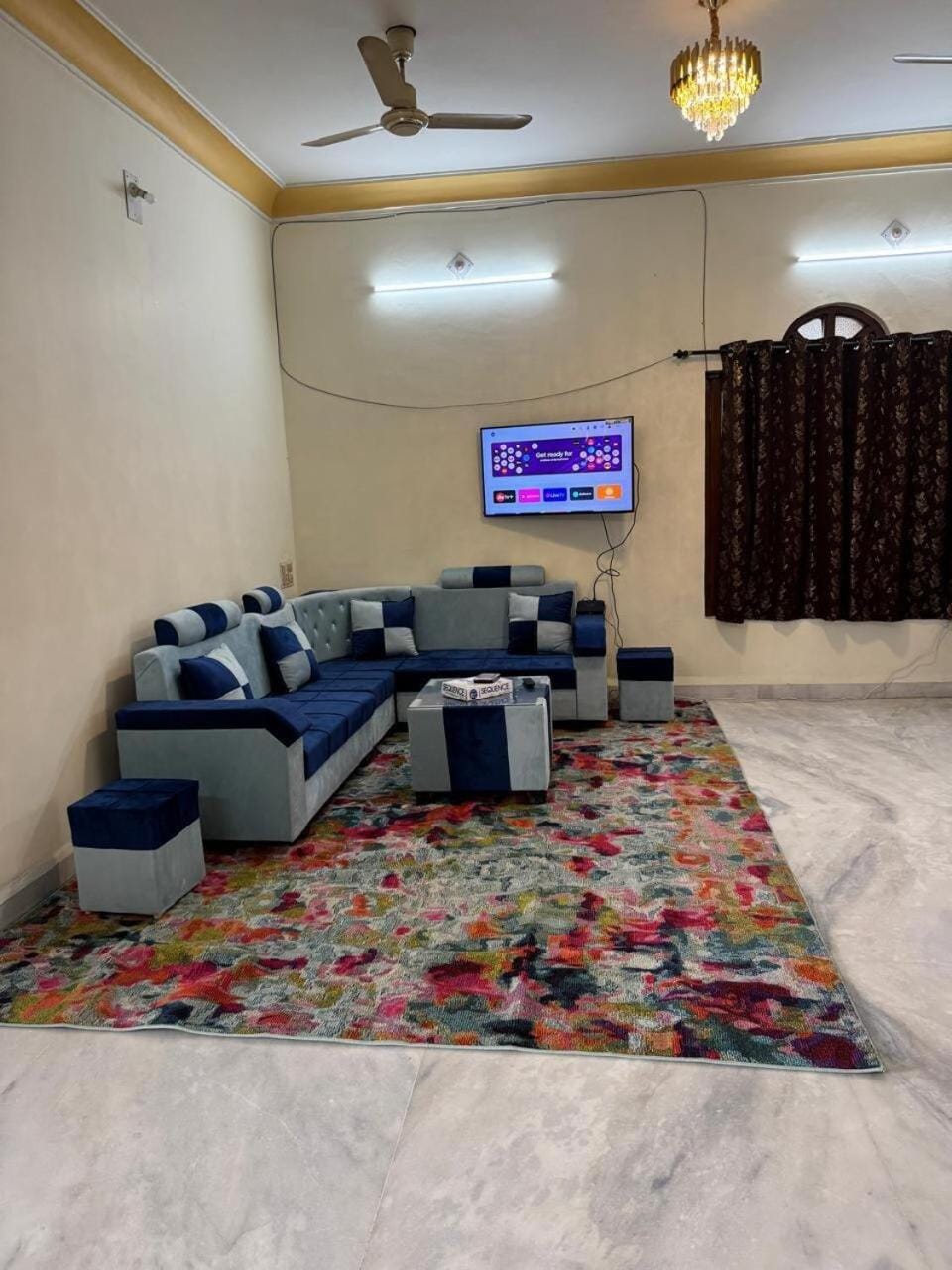 TV and multimedia, Living room, Seating area