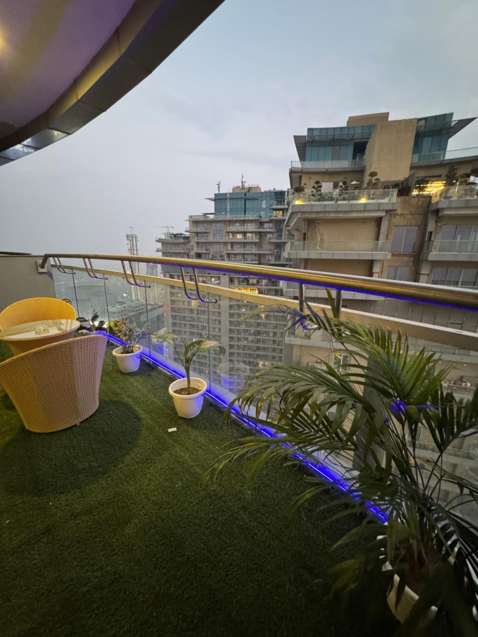 The Luxe Loft city or lake view Apartment in Noida