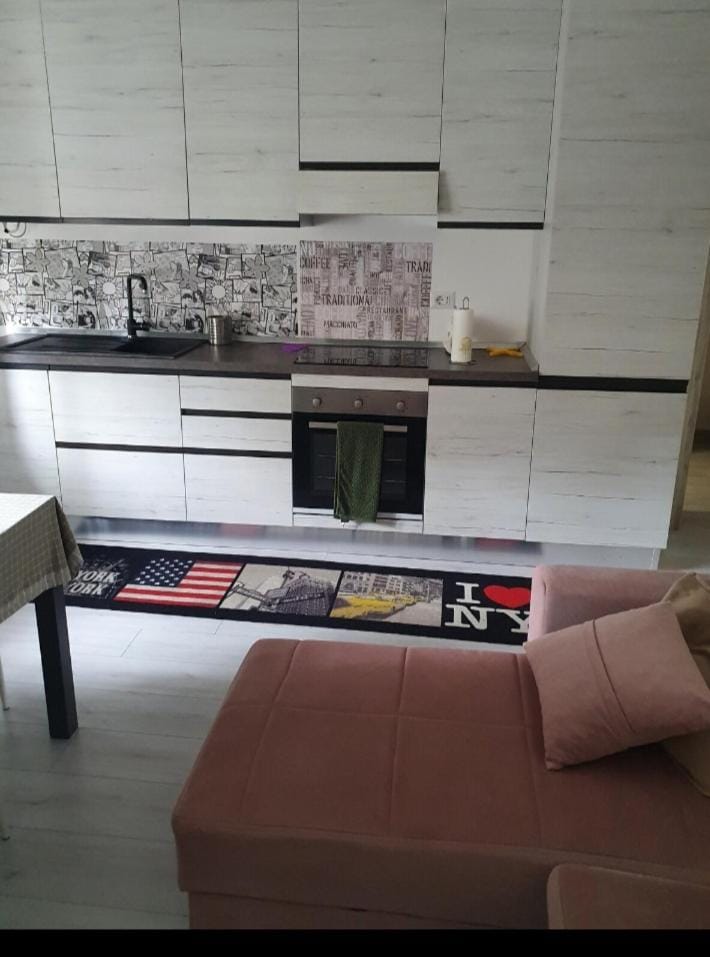Bilocale zona Rho Fiera Apartment in Lombardy