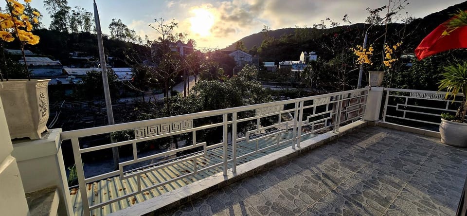 Day, Natural landscape, Balcony/Terrace, Balcony/Terrace, Mountain view