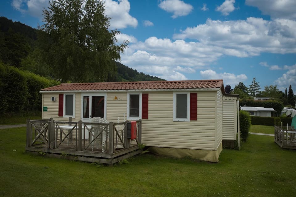 Property building, Garden view, Mountain view