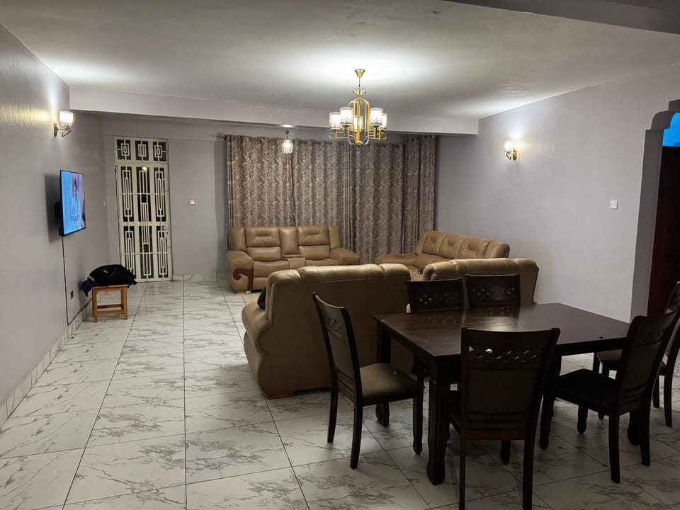 TV and multimedia, Living room, Dining area