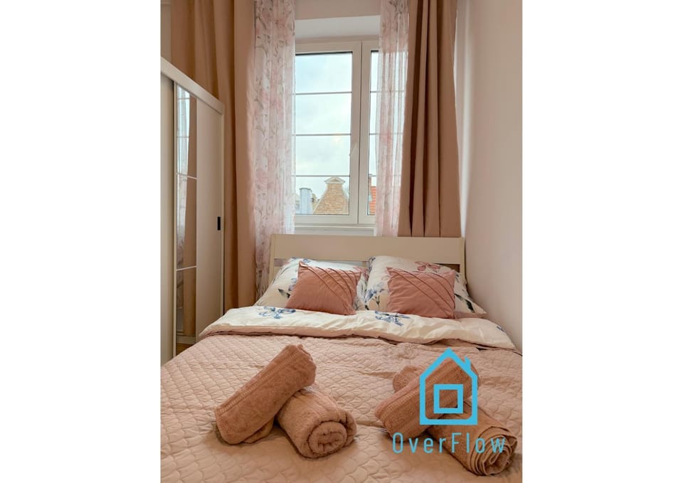 Rose Room Old Town Gdansk Vacation rental in Gdansk