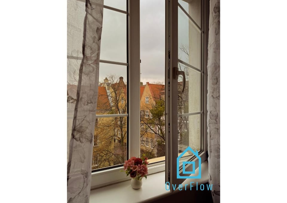 Paris Room Old Town Gdansk Vacation rental in Gdansk