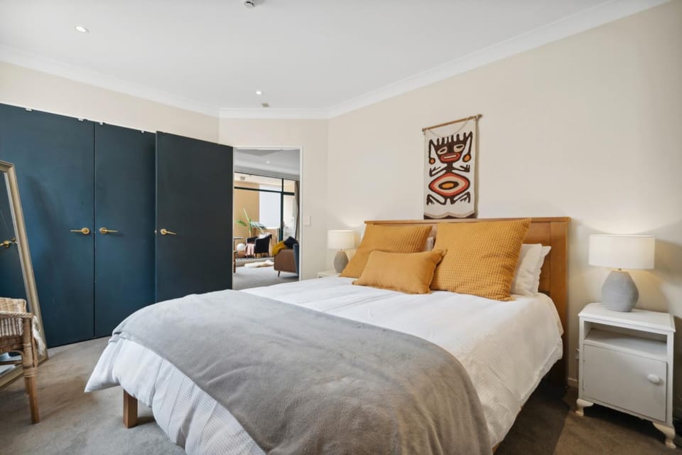 Bed, Bedroom, wardrobe