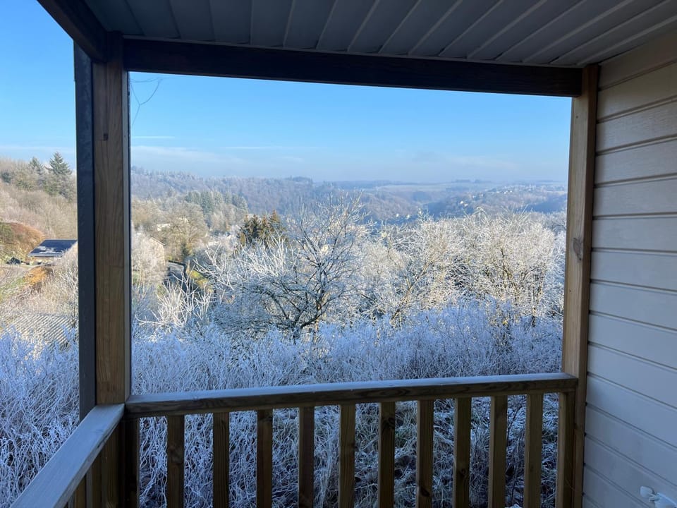 View (from property/room), Balcony/Terrace, Mountain view