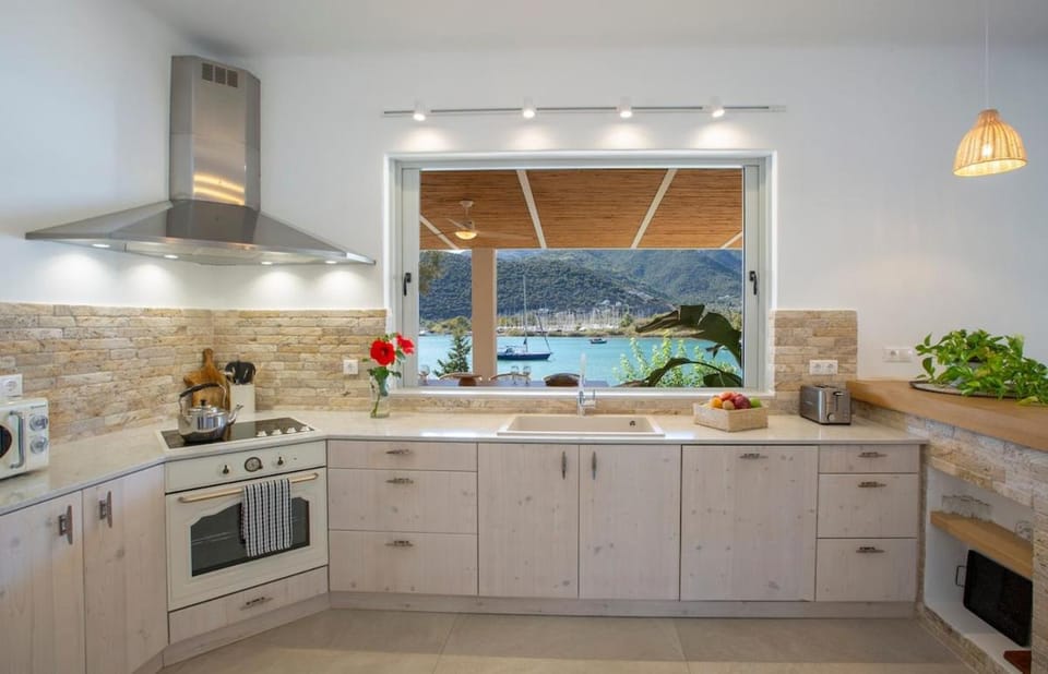 Kitchen or kitchenette, toaster