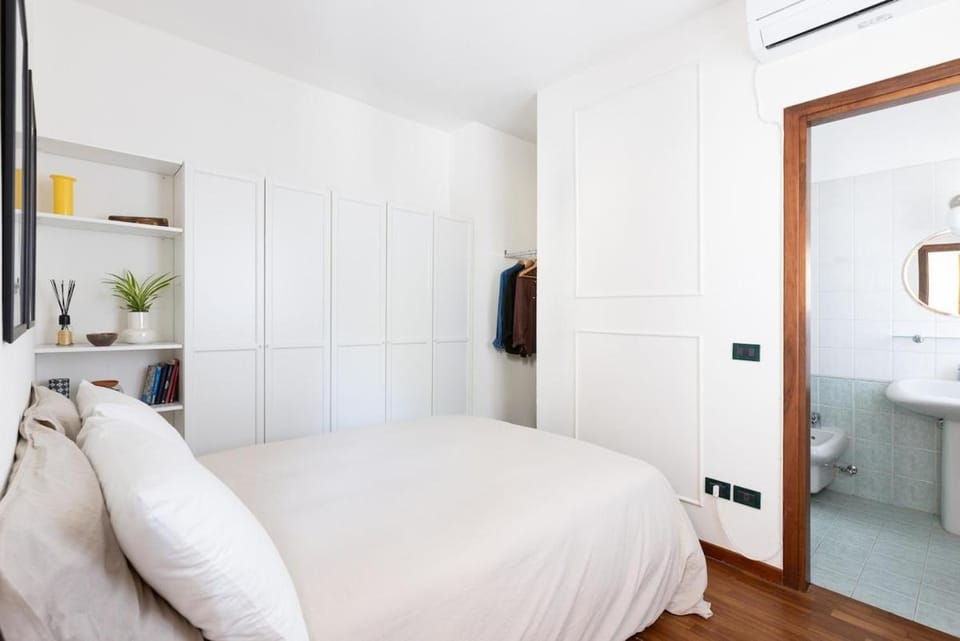 Boutique apt with private parking Apartment in Vicenza