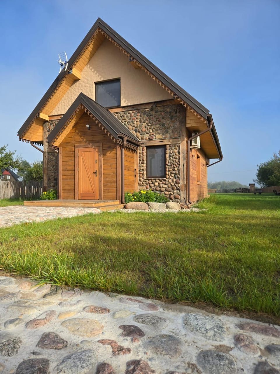 Property building, Garden view