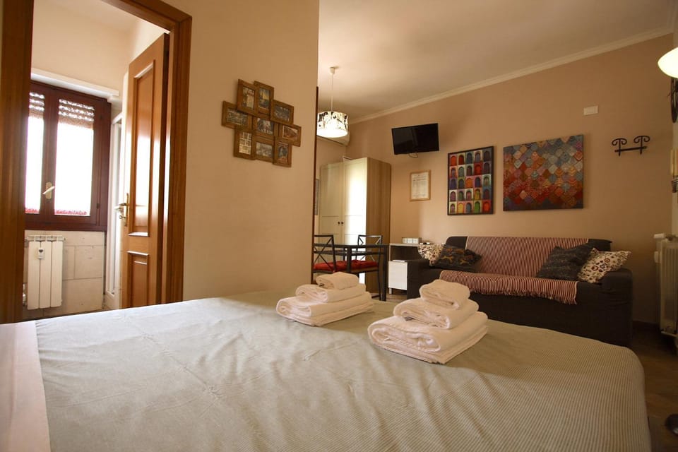 Margherita Holiday Home Apartment in Rome