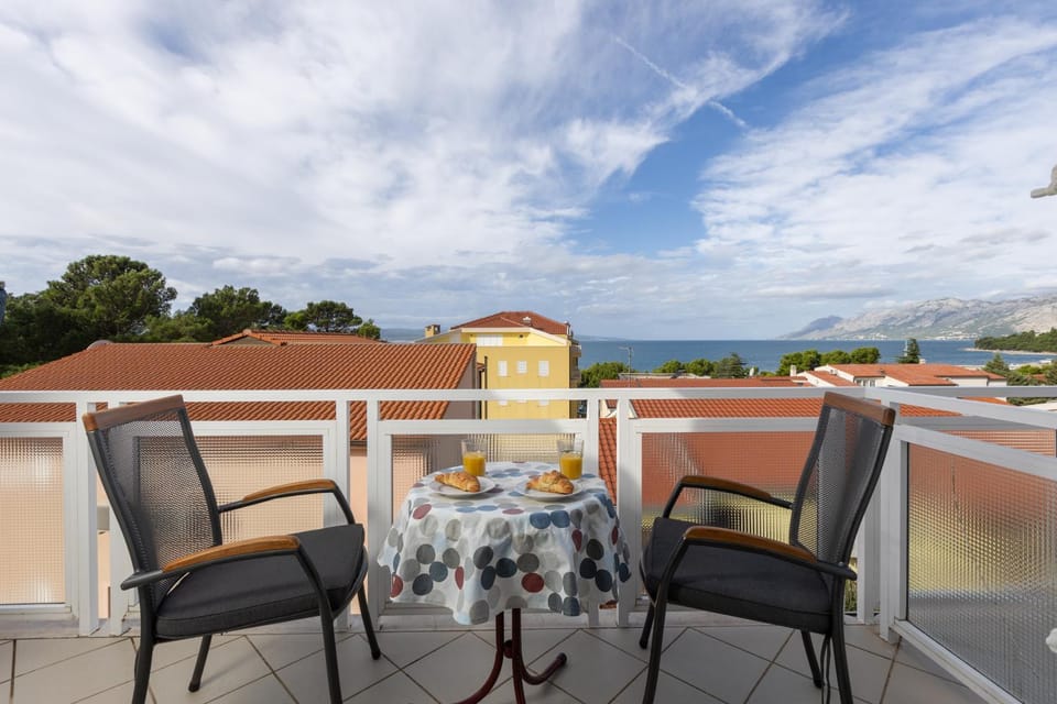 View (from property/room), Balcony/Terrace, Sea view