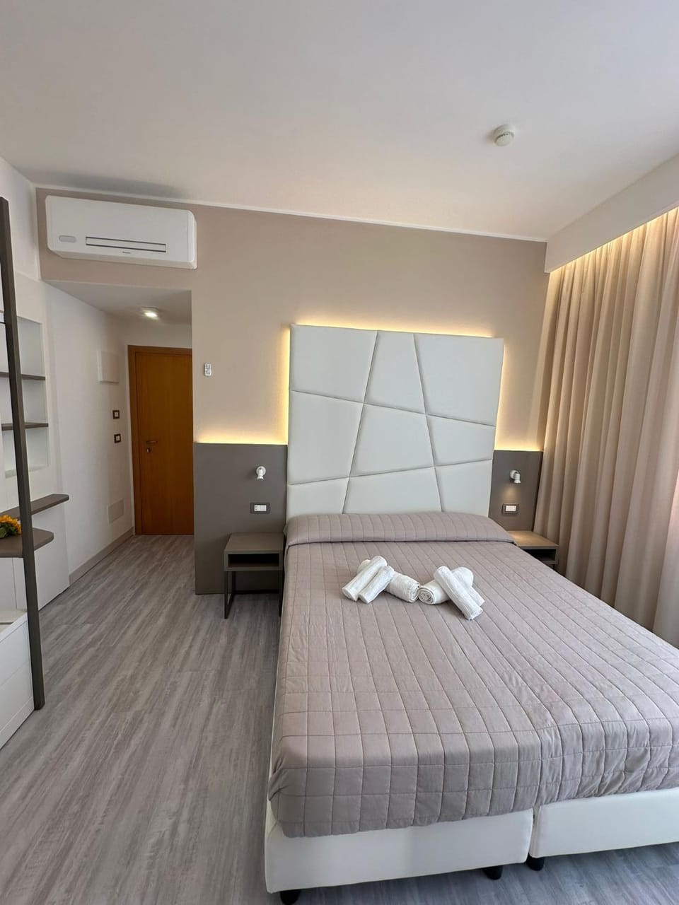 Hotel Cannes Hotel in Bellaria - Igea Marina