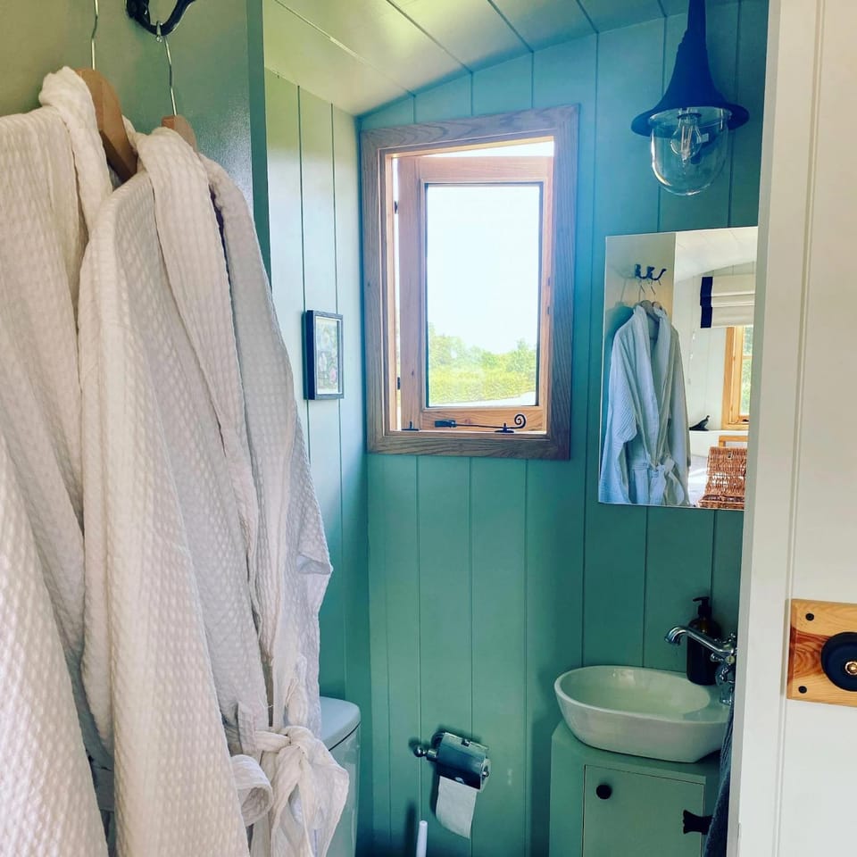 The Hide at Manton Bay- Glamping Campground/ 
RV Resort in England