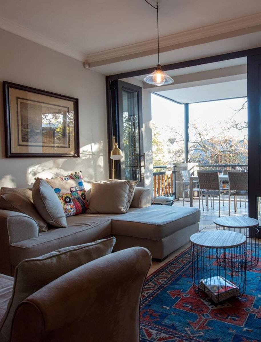 View (from property/room), Balcony/Terrace, Living room, Seating area
